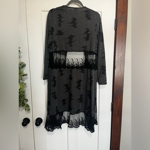 Coral grey with lace women’s duster - Picture 4 of 4